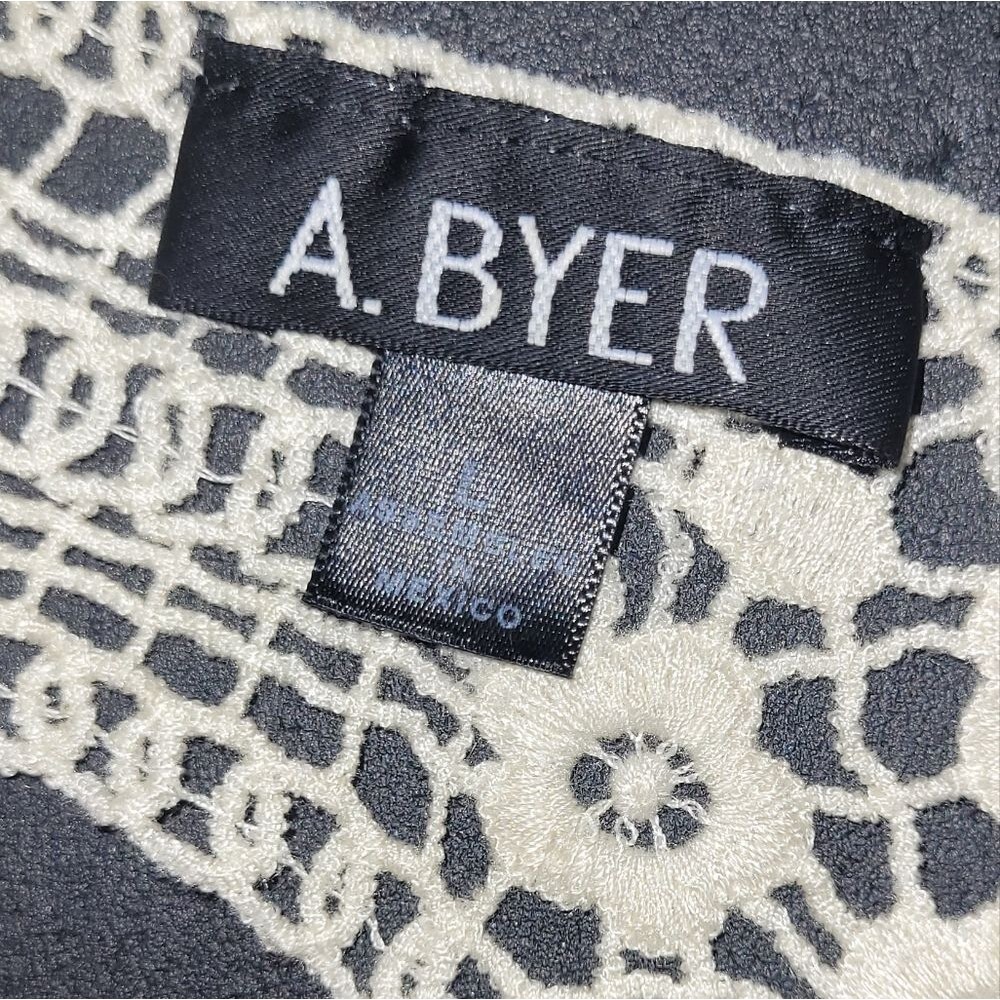 A. Byer Large Striped Shirt - Picture 3 of 3
